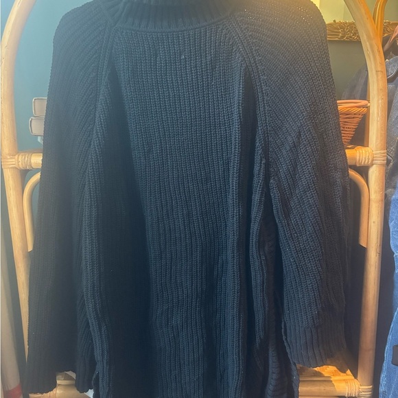 UGG Raelyn Poncho Sweater in Black - Picture 5 of 6